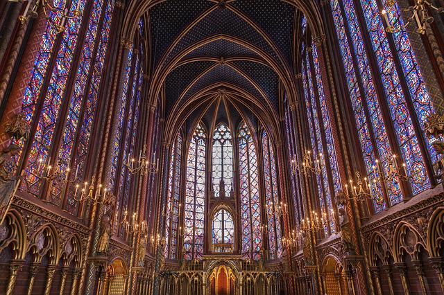 We sift through the clutter to offer you great homilies. Browse through our growing list of homilies to find topics relevant to your life.